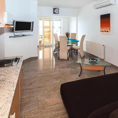 Apartment Mara,